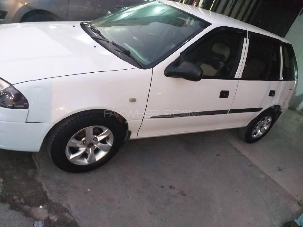 Suzuki Cultus 2015 for Sale in Sialkot Suzuki Cultus 2015 for Sale in Sialkot Image-2