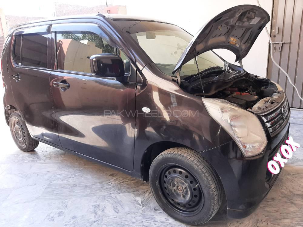 Suzuki Wagon R 2014 for Sale in Faisalabad Suzuki Wagon R 2014 for Sale in Faisalabad Image-6