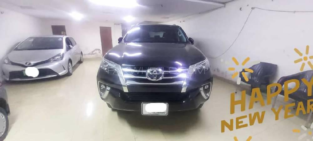 Toyota Fortuner 2018 for Sale in Lahore Image-1