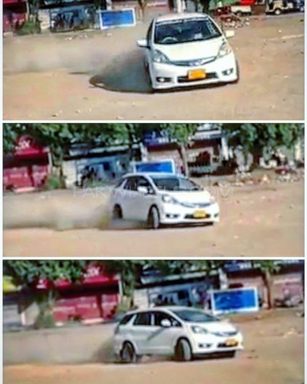 Honda Fit - 2012  Honda Fit - 2012  Image-2