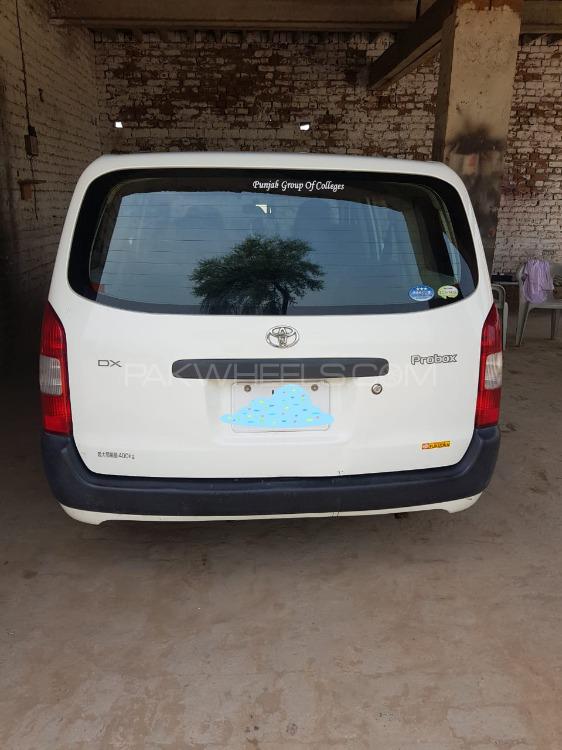 Toyota Probox 2006 for Sale in Bhalwal Image-1