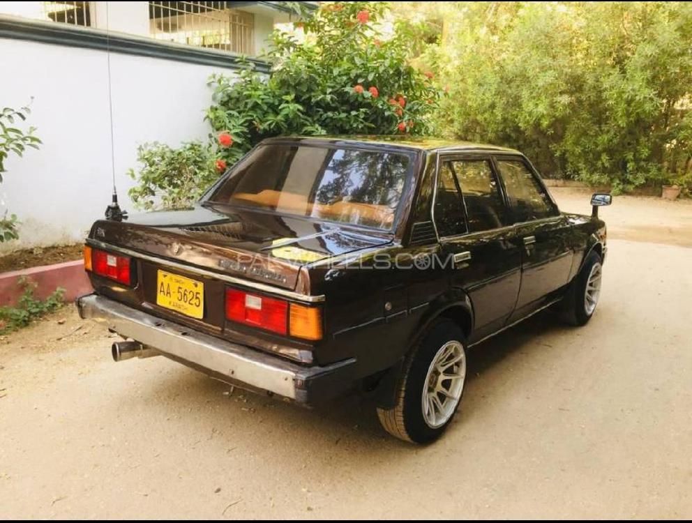 Toyota Corolla 1982 for Sale in Lahore Toyota Corolla 1982 for Sale in Lahore Image-12