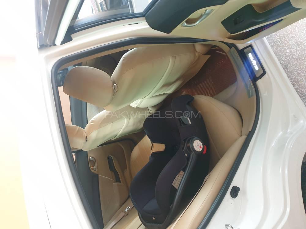 Honda Civic 2015 for Sale in Rawalpindi Honda Civic 2015 for Sale in Rawalpindi Image-7