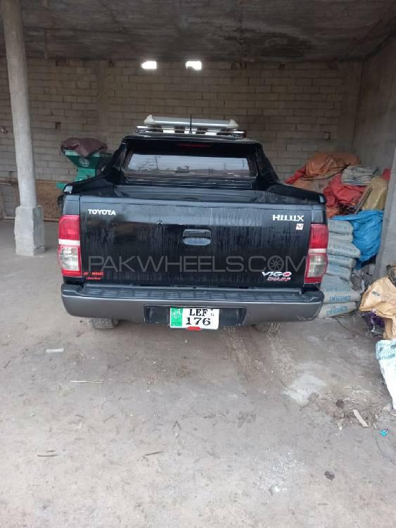 Toyota Hilux 2014 for Sale in Mardan Toyota Hilux 2014 for Sale in Mardan Image-18