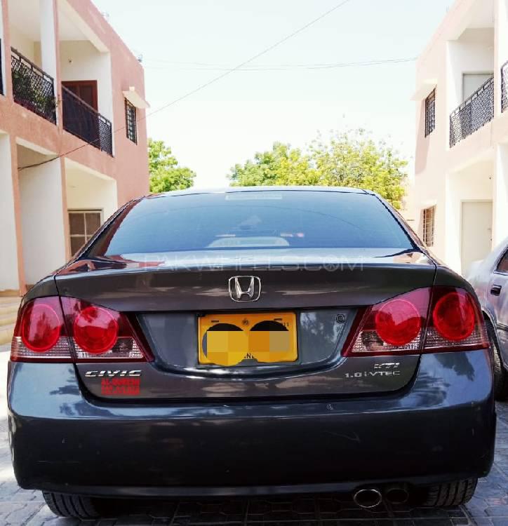 Honda Civic 2011 for Sale in Hyderabad Honda Civic 2011 for Sale in Hyderabad Image-10