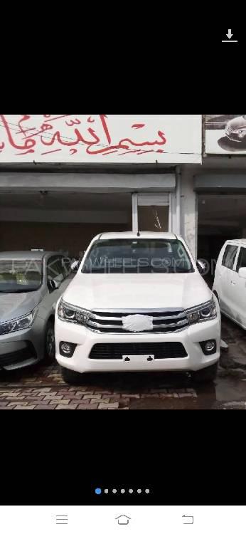 Toyota Hilux 2021 for Sale in Lahore Image-1