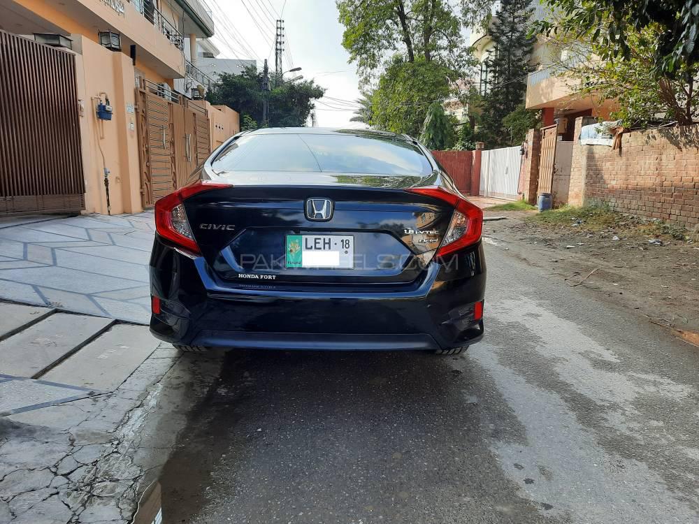 Honda Civic 2018 for Sale in Lahore Honda Civic 2018 for Sale in Lahore Image-3