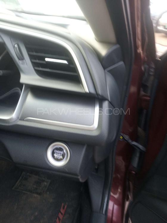 Honda Civic 2018 for Sale in Gujranwala Honda Civic 2018 for Sale in Gujranwala Image-5