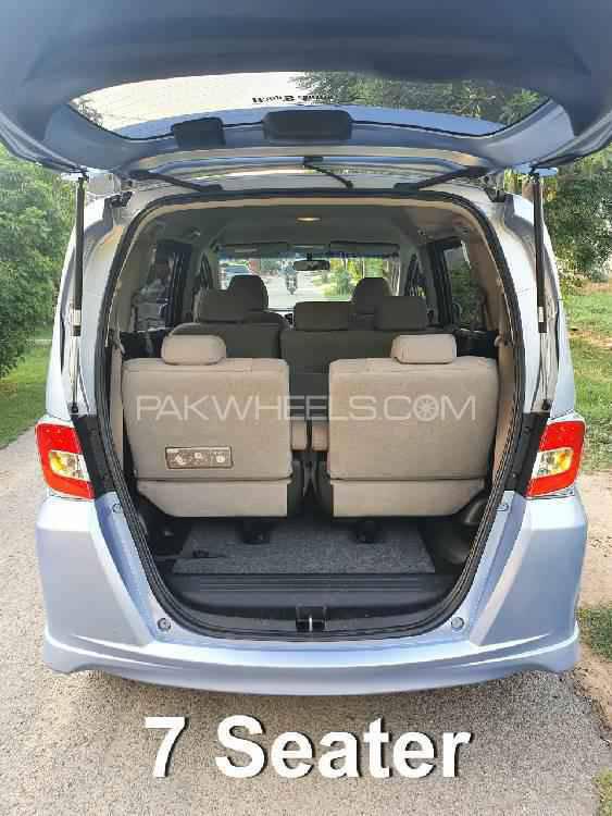 Honda Freed 2014 for Sale in Lahore Image-1
