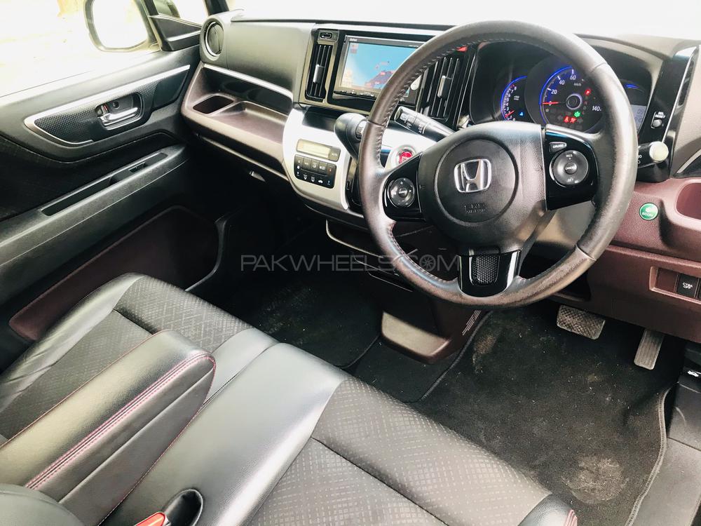 Honda N Wgn 2015 for Sale in Lahore Honda N Wgn 2015 for Sale in Lahore Image-4