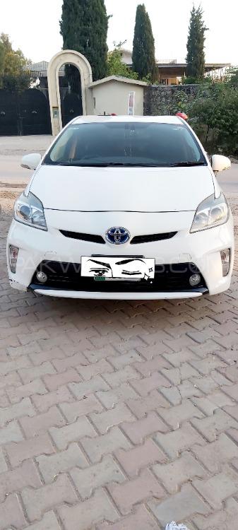 Toyota Prius 2013 for Sale in Islamabad Image-1