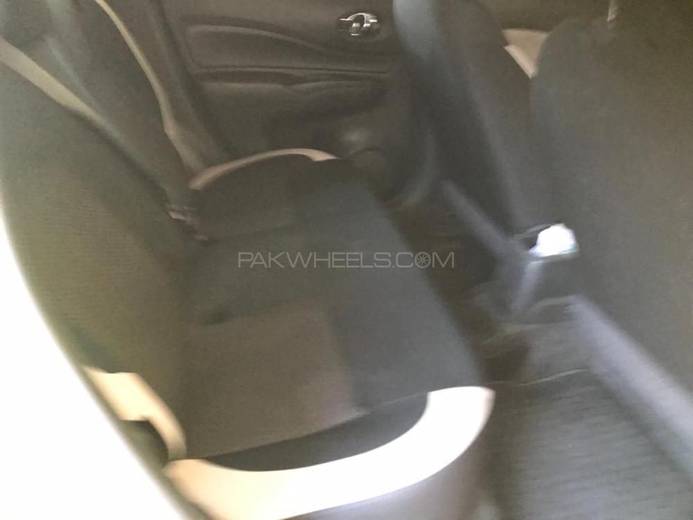 Nissan Note 2017 for Sale in Multan Nissan Note 2017 for Sale in Multan Image-13