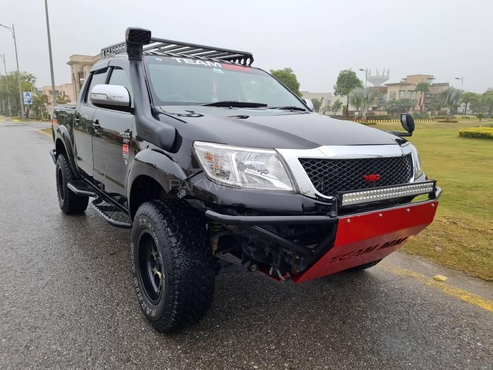 Toyota Hilux 2012 for Sale in Lahore Image-1