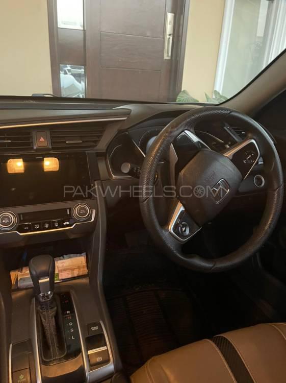 ہونڈا سوک 2018 for Sale in اسلام آباد ہونڈا سوک 2018 for Sale in اسلام آباد Image-6