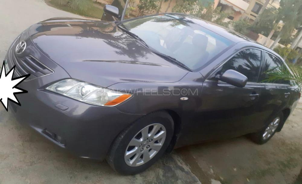 Toyota Camry 2007 for Sale in Multan Image-1