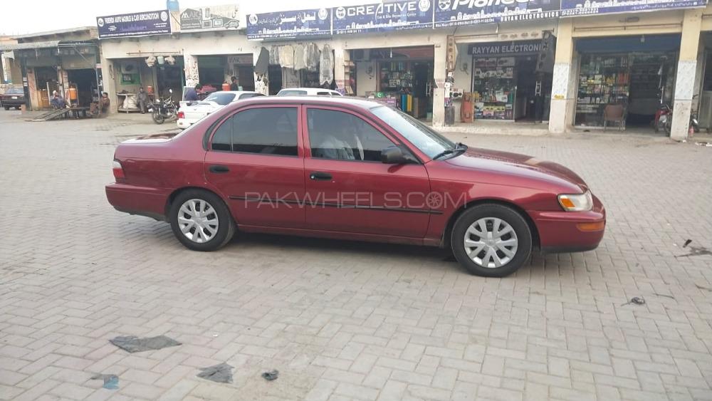 Toyota Corolla 1997 for Sale in Peshawar Image-1