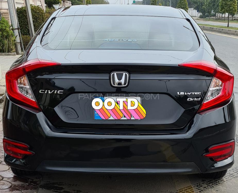 Honda Civic 2018 for Sale in Lahore Image-1