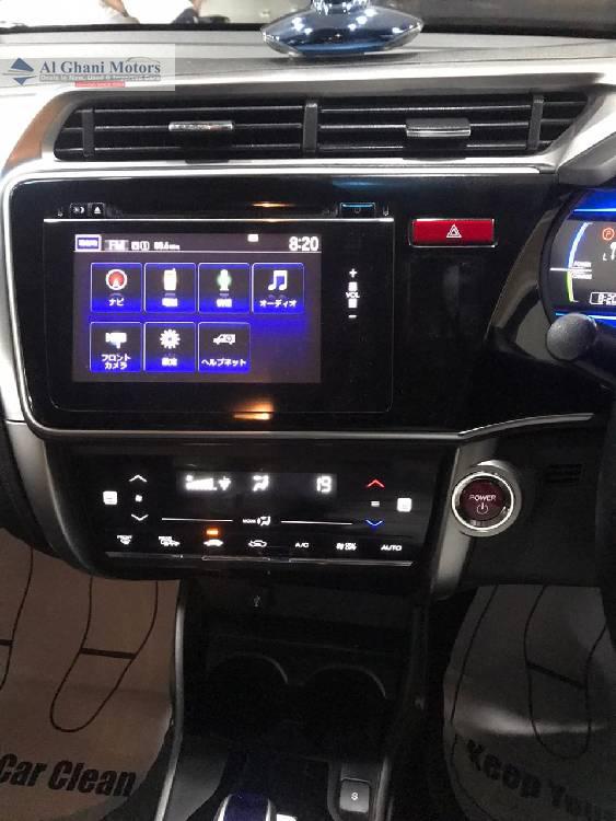 ہونڈا گریس ہائبرڈ 2014 for Sale in کراچی ہونڈا گریس ہائبرڈ 2014 for Sale in کراچی Image-16