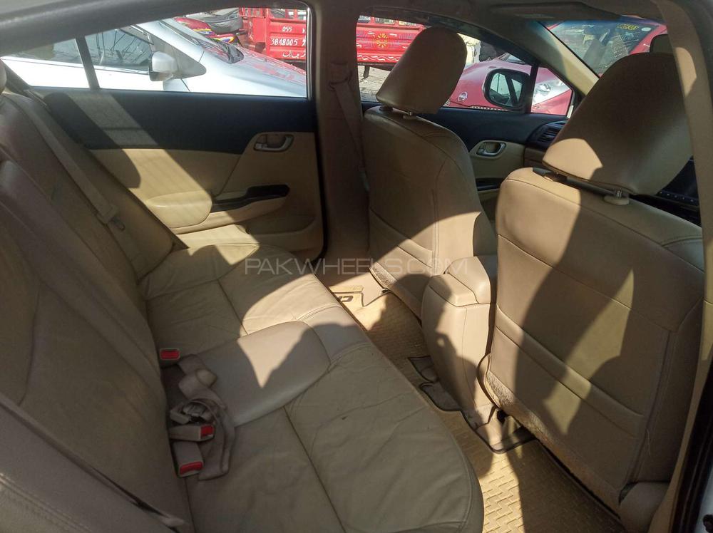ہونڈا سوک 2015 for Sale in گجرانوالہ ہونڈا سوک 2015 for Sale in گجرانوالہ Image-8