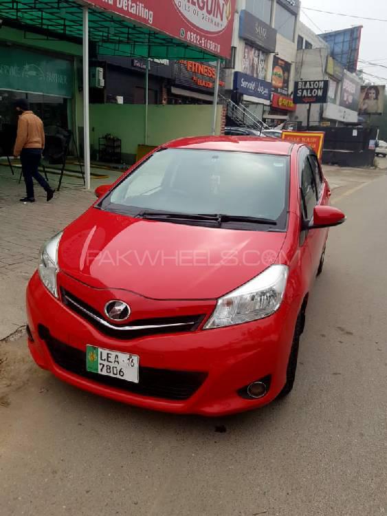 Toyota Vitz 2012 for Sale in Lahore Image-1