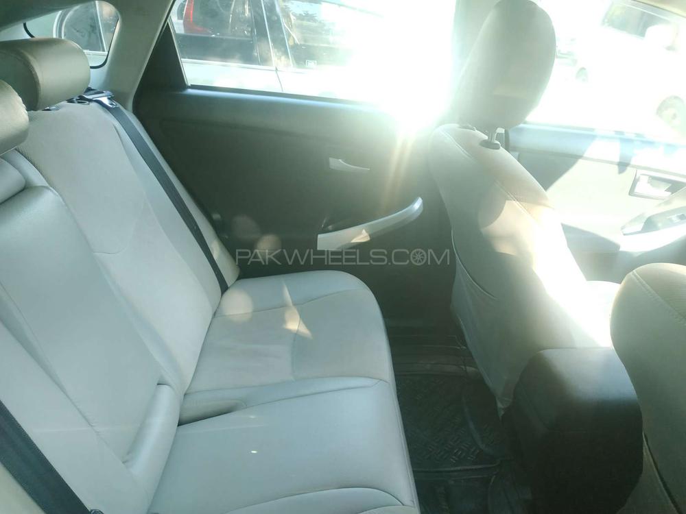 Toyota Prius 2012 for Sale in Islamabad Toyota Prius 2012 for Sale in Islamabad Image-9