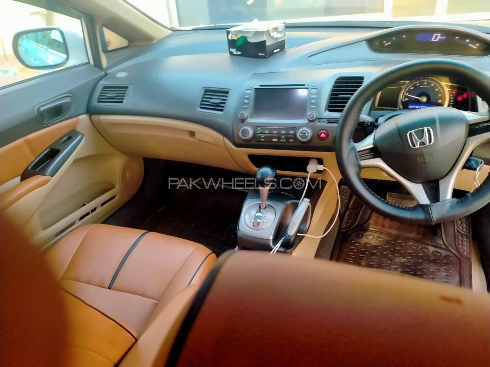 Honda Civic 2010 for Sale in Multan Honda Civic 2010 for Sale in Multan Image-7