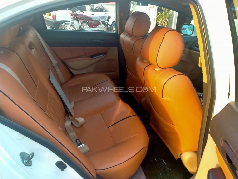 Honda Civic 2010 for Sale in Multan Honda Civic 2010 for Sale in Multan Image-6