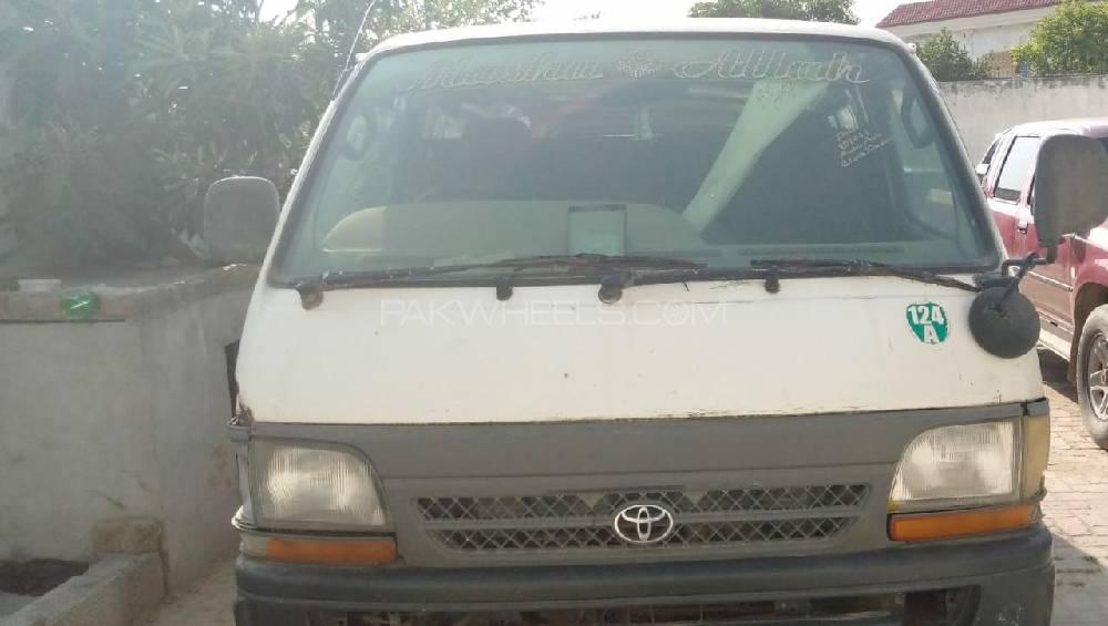 toyota hiace 2004 for sale