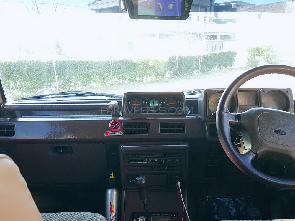 Mitsubishi Pajero 1988 for Sale in Mansehra Mitsubishi Pajero 1988 for Sale in Mansehra Image-11