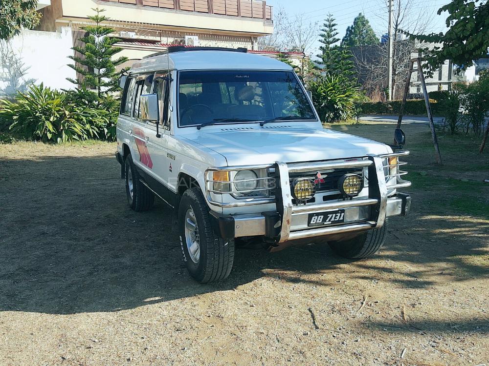 Mitsubishi Pajero 1988 for Sale in Mansehra Mitsubishi Pajero 1988 for Sale in Mansehra Image-18