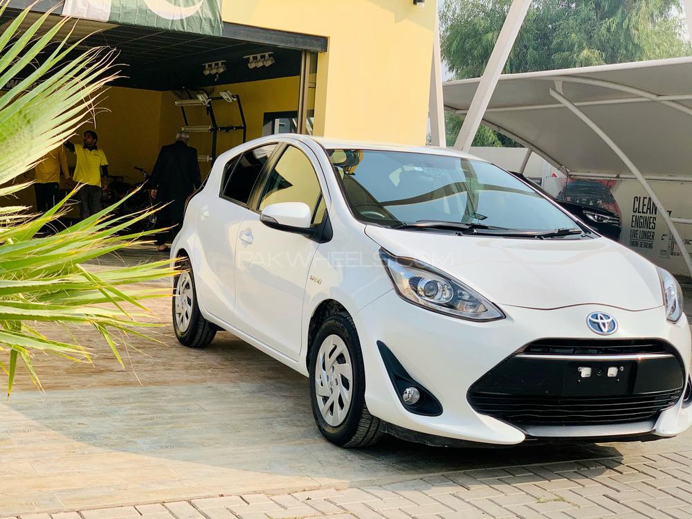 Toyota Aqua 2017 for Sale in Rahim Yar Khan Image-1