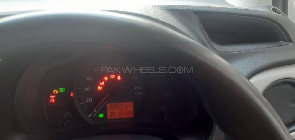 Toyota Vitz 2011 for Sale in Nowshera Toyota Vitz 2011 for Sale in Nowshera Image-15
