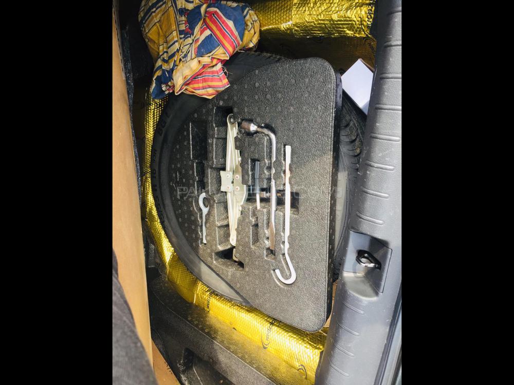 Honda Civic 2018 for Sale in Lahore Honda Civic 2018 for Sale in Lahore Image-10