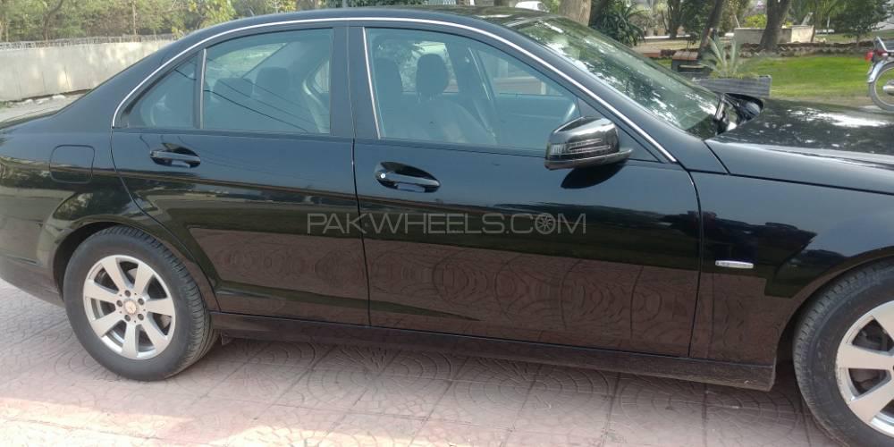 Mercedes Benz C Class 2008 for Sale in Lahore Mercedes Benz C Class 2008 for Sale in Lahore Image-4
