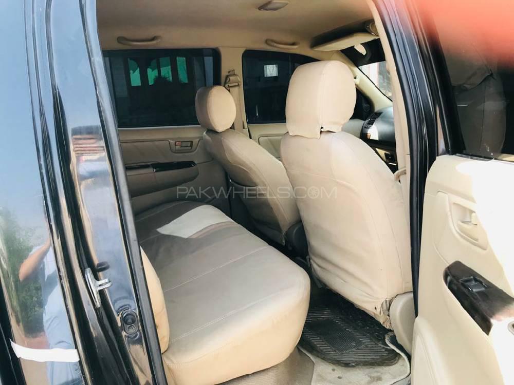ٹویوٹا ہائیلکس 2010 for Sale in پشاور ٹویوٹا ہائیلکس 2010 for Sale in پشاور Image-13