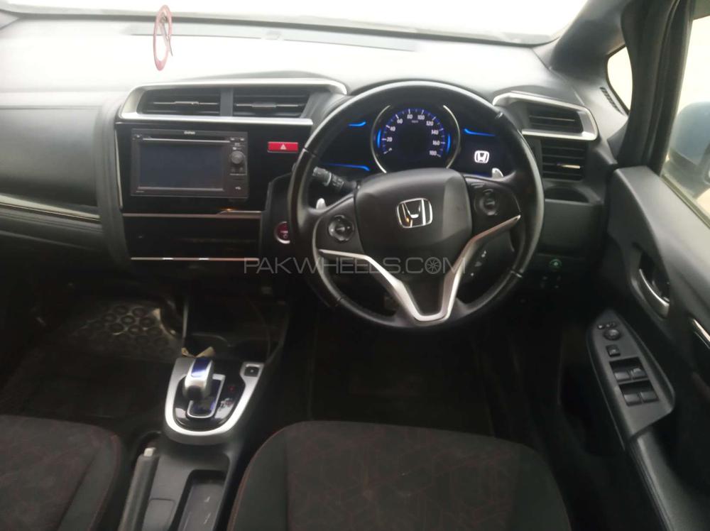 Honda Fit 2016 for Sale in Gujranwala Honda Fit 2016 for Sale in Gujranwala Image-7