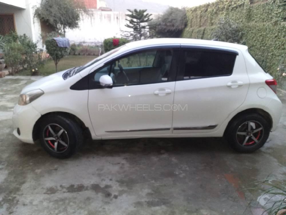 Toyota Vitz 2011 for Sale in Mardan Toyota Vitz 2011 for Sale in Mardan Image-2