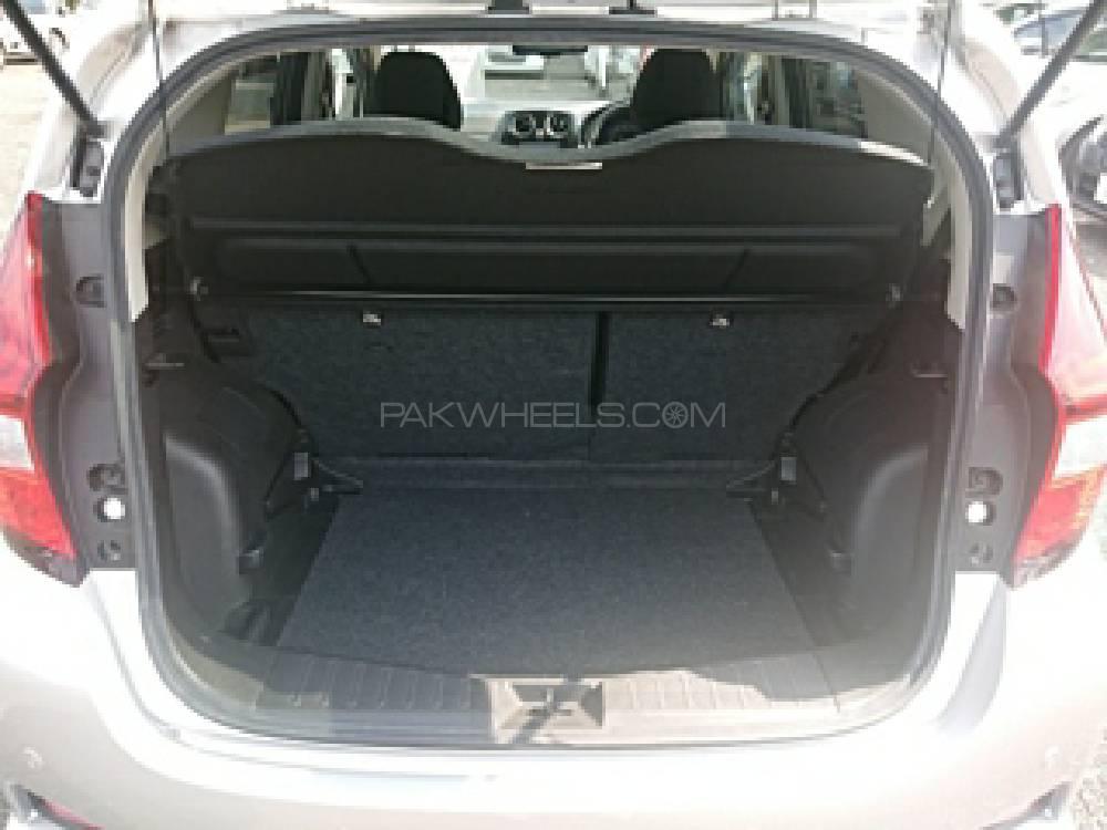 Nissan Note 2017 for Sale in Karachi Nissan Note 2017 for Sale in Karachi Image-3