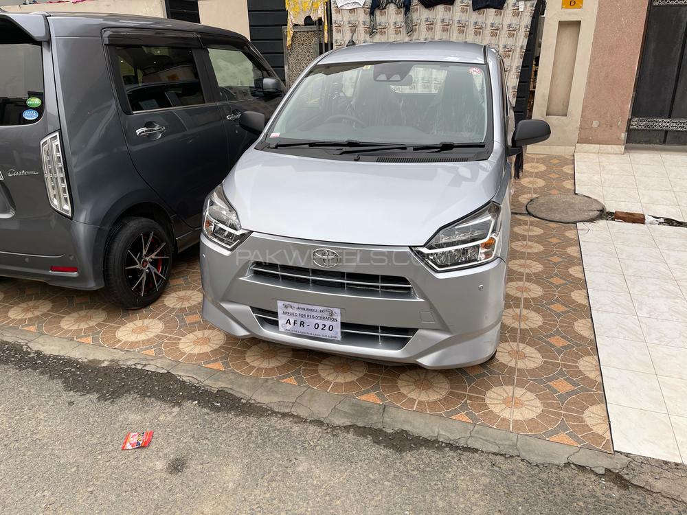 Toyota Pixis Epoch 2018 for Sale in Lahore Toyota Pixis Epoch 2018 for Sale in Lahore Image-2