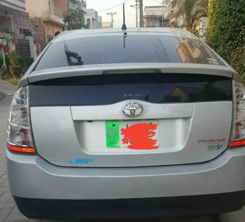 ٹویوٹا پریوس 2006 for Sale in سیالکوٹ Image-1