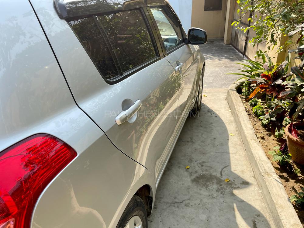سوزوکی سوئفٹ 2018 for Sale in کراچی سوزوکی سوئفٹ 2018 for Sale in کراچی Image-6
