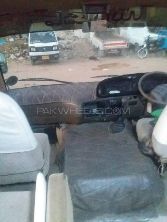 ٹویوٹا کوسٹر 1995 for Sale in کراچی ٹویوٹا کوسٹر 1995 for Sale in کراچی Image-2