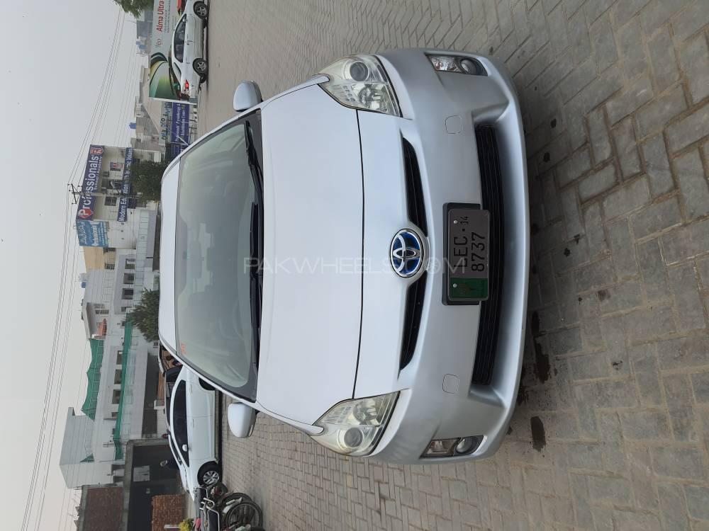 Toyota Prius 2010 for Sale in Lahore Toyota Prius 2010 for Sale in Lahore Image-3