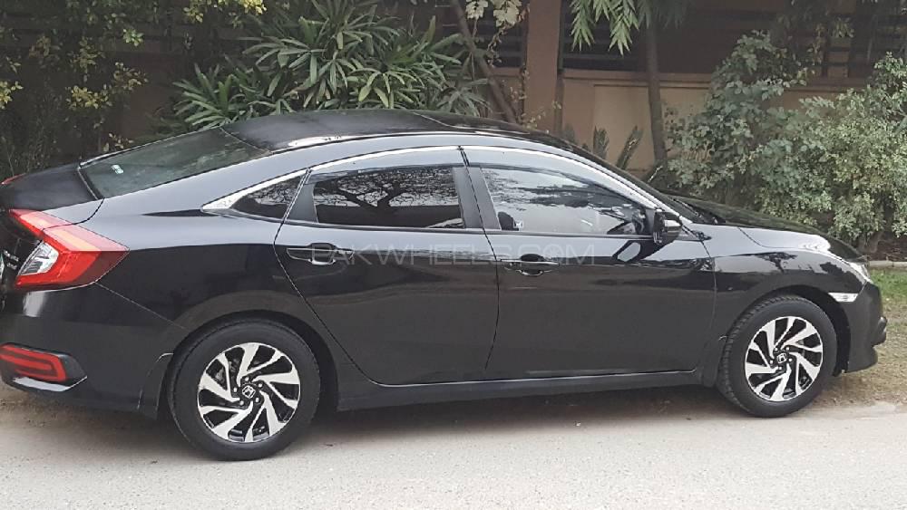 Honda Civic 2018 for Sale in Lahore Honda Civic 2018 for Sale in Lahore Image-7