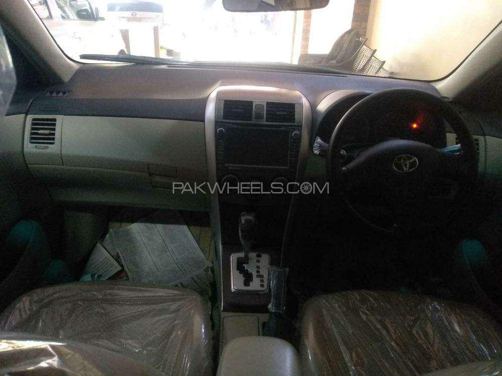 Toyota Corolla 2014 for Sale in Karachi Toyota Corolla 2014 for Sale in Karachi Image-10