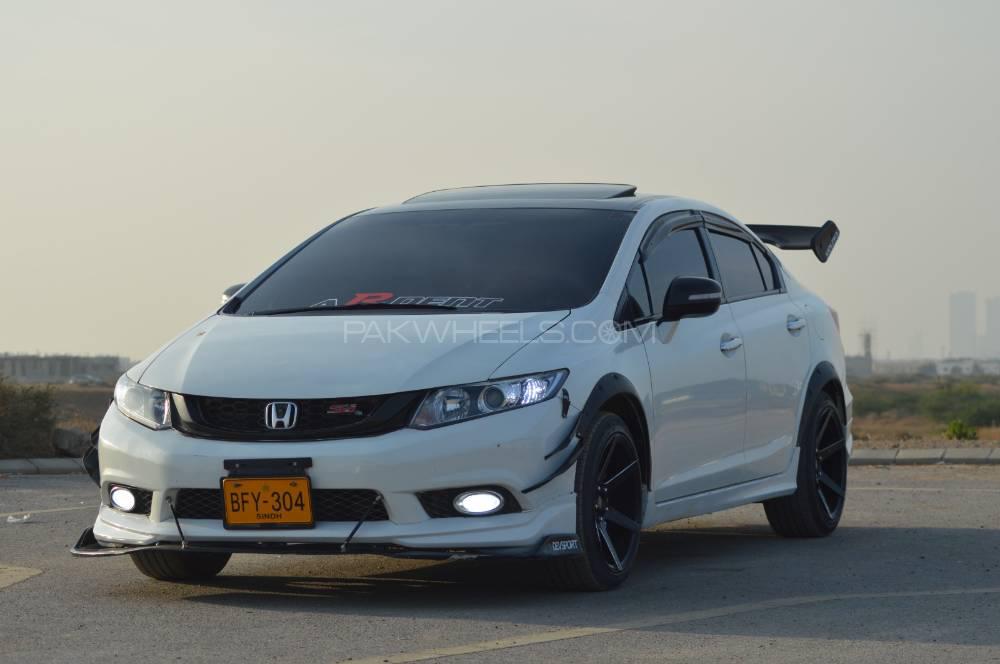 Honda Civic - 2015  Image-1