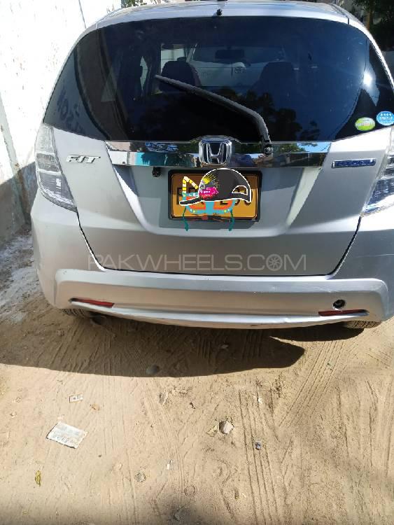 Honda Fit 2011 for Sale in Karachi Image-1