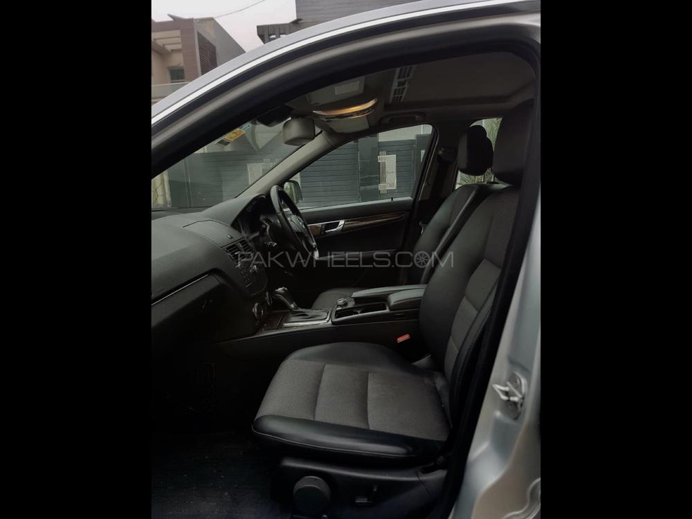 مرسڈیز بینز سی کلاس 2007 for Sale in لاہور مرسڈیز بینز سی کلاس 2007 for Sale in لاہور Image-10