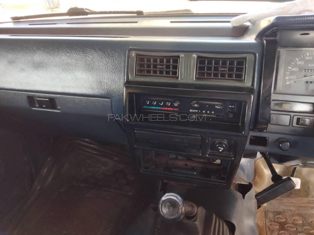 Nissan Pickup 1992 for Sale in Swabi Nissan Pickup 1992 for Sale in Swabi Image-8