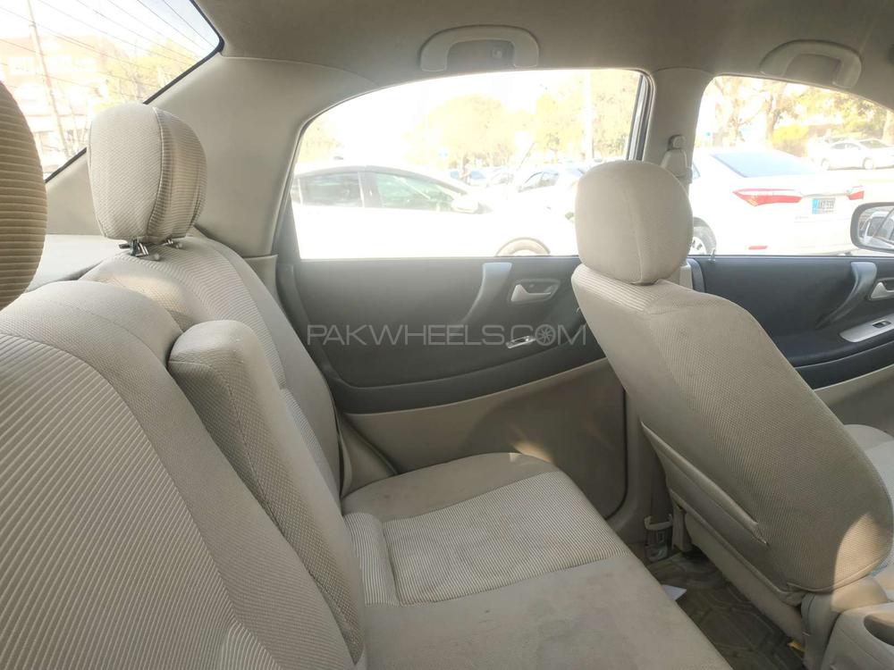 سوزوکی لیانا 2006 for Sale in اسلام آباد سوزوکی لیانا 2006 for Sale in اسلام آباد Image-9